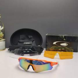 Picture of Oakley Sunglasses _SKUfw66124515fw
